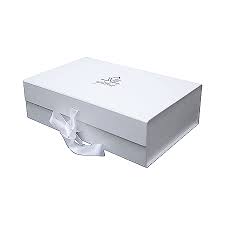 Decorative Boxes With Magnetic Closure