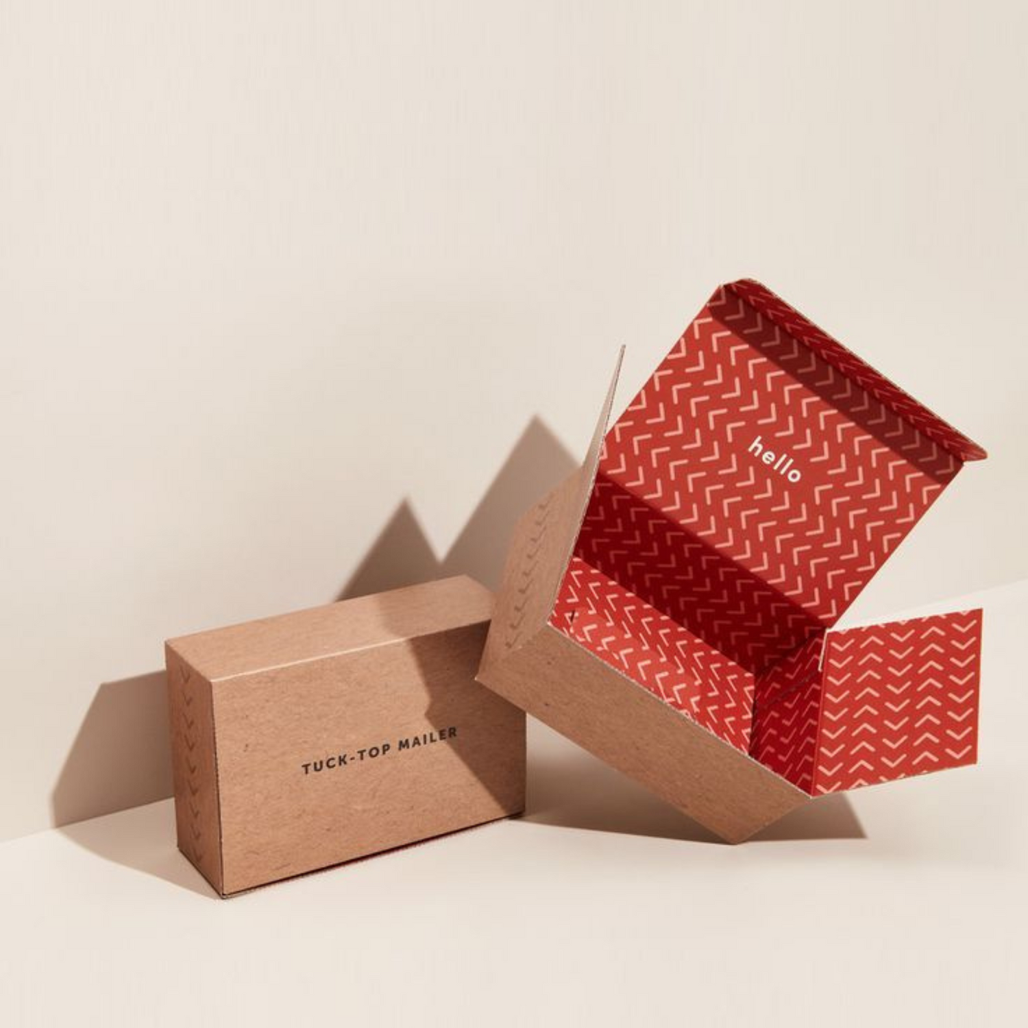 Create the perfect packaging with custom retail boxes from CardboardMaster. Durable, eco-friendly, and tailored to fit your product’s needs with stunning design options.