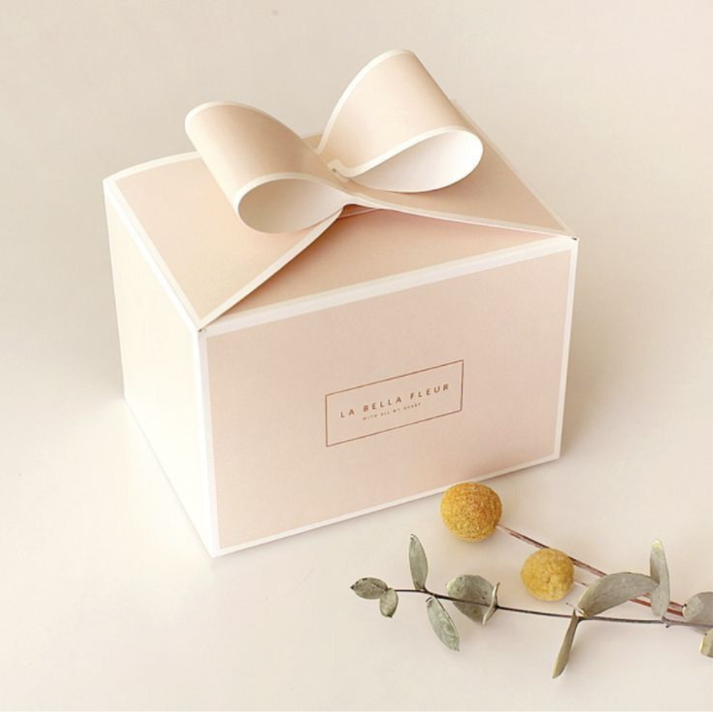 Get custom cardboard cake boxes at wholesale prices