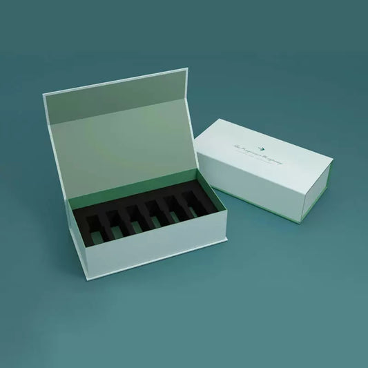 Decorative Boxes With Magnetic Closure