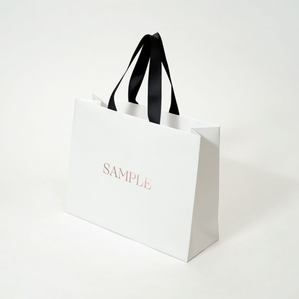 Personalized cardboard handbags for retail, events, and gifts
Sustainable custom cardboard handbags – perfect for events